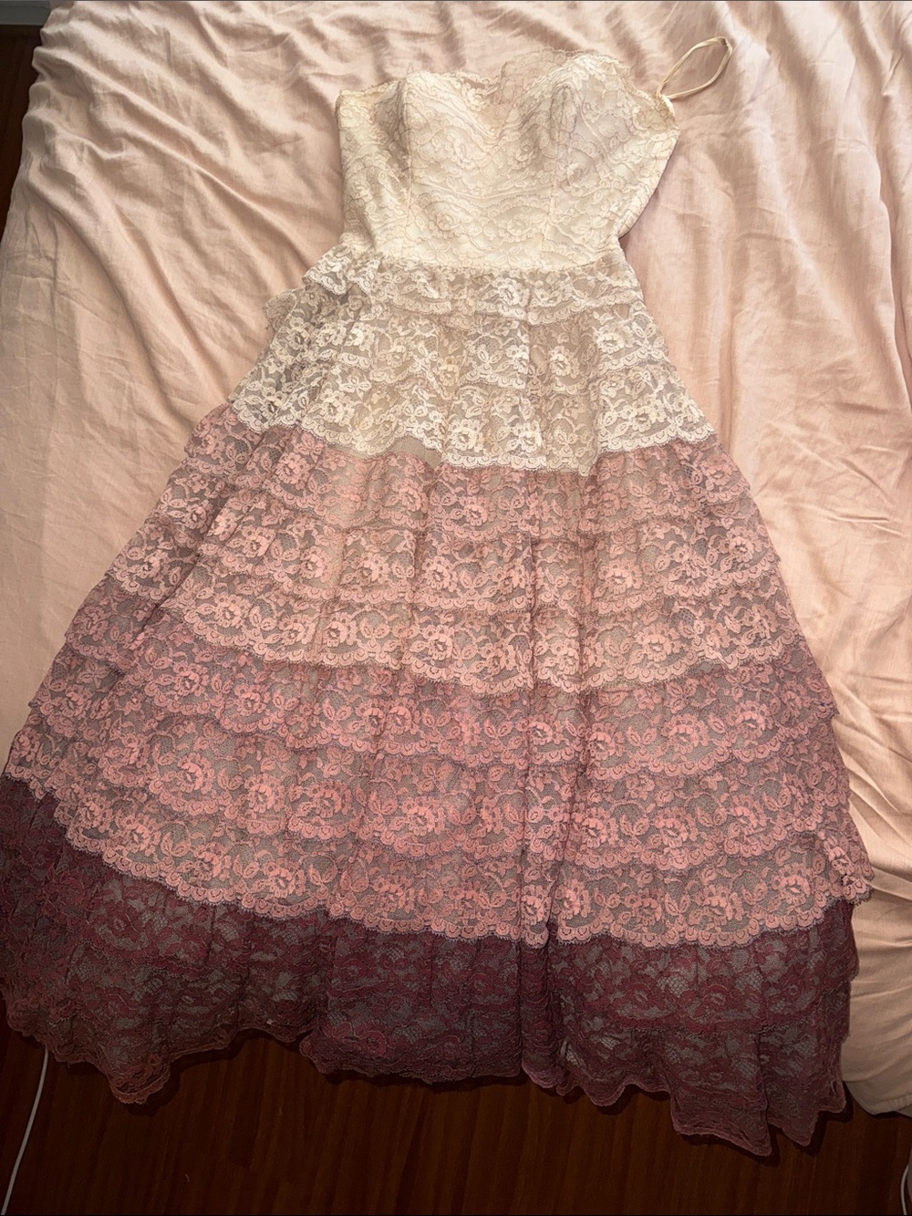 1950’s vintage Betty Wales shop Cotillion formals lace tiered dress